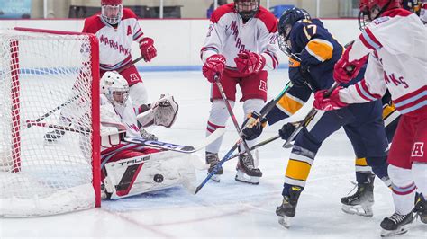 Highlights from USM boys hockey WIAA sectional semifinal vs. Arrowhead