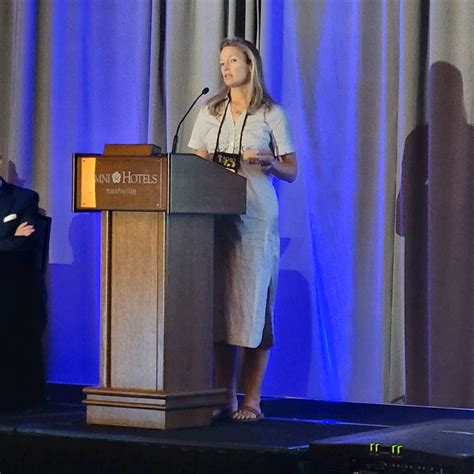 Dr. Emily Putney presented at the AOAO Conference in Nashville