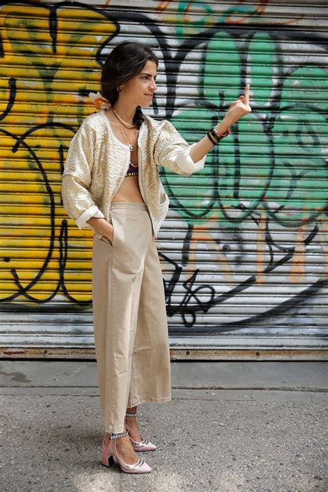 What You Want To Wear Khakis And A White Shirt Repeller Leandra