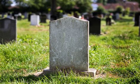 Blank Gravestone With Other Graves In The Background Stock Photo ...