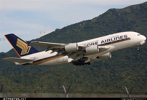 9V SKF Airbus A380 841 Singapore Airlines Thomas Loh Y H