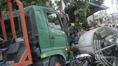 Investigasi Knkt Truk Trailer Salah Jalan Kapolres Bekasi Keukeuh