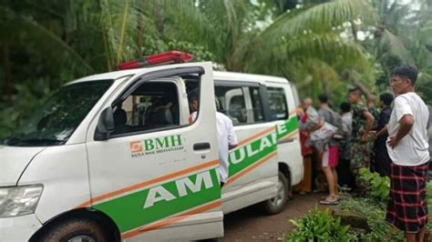 BMH SAR Hidayatullah NTB Bantu Korban Banjir Di Lombok Republika Online