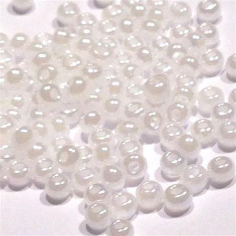 Preciosa Rocaille Czech Seed Beads Opaque Sfinx White Col