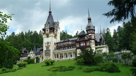 Wallpaper Romania, Peles Castle, green, trees 2560x1600 Picture, Image