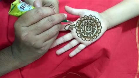 Mehndi Design For Baby Girl Simple Youtube