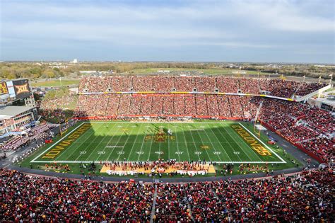 Report: Fan falls from upper deck of Iowa State stadium during loss to ...