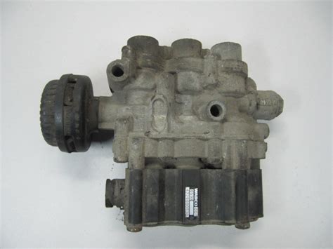 Кран уровня пола MAN 3-serie F2000 4729000530