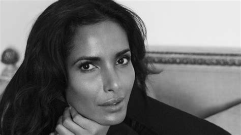 Padma Lakshmi Flaunts Her Incredible Bikini Body In Miami Daily Mail