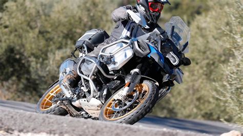 Bmw R Gs And Gs Adventure First Looks Fast Facts