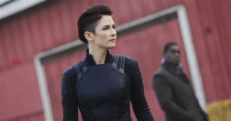 ‘Supergirl’ Star Chyler Leigh Comes Out In Emotional Message - Heroic ...