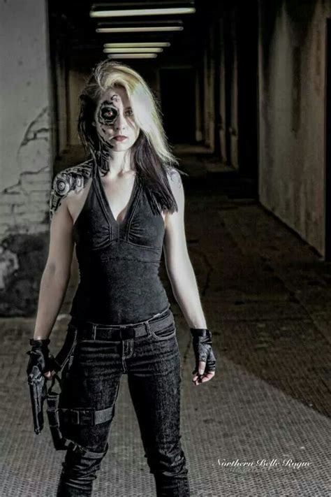 Terminator Costume For Women Arnold Schwarzenegger Praises Myles