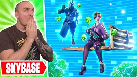 BYGGER SKYBASE MED DÖDSVATTNET I FORTNITE YouTube