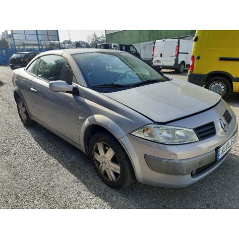 renault megane ii coupe cabrio del año 2005