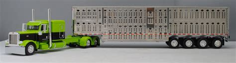 #60-1311 Peterbilt 389 Lime & Black with Silver Quad Livestock Trailer ...