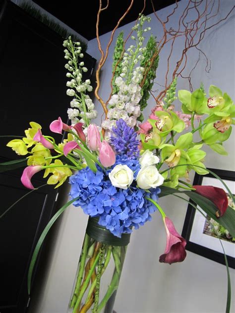 Funeral Arrangement By Jeff French Floral And Event Design Calla Lily