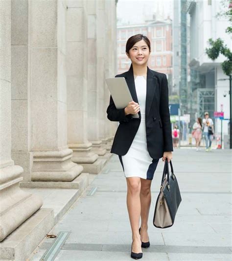 10 Stylish Laptop Bags That Women Will Actually Want To Carry Laptop