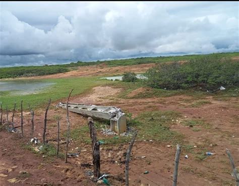 Criminosos Quebram Postes Furtam Cabos E Deixam Mais De Mil Im Veis