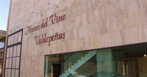 Alrededores De Museo Del Vino Tclm