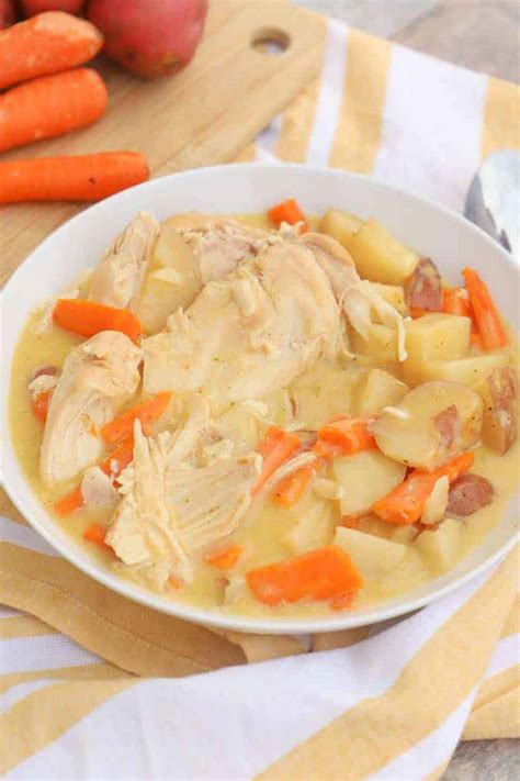 Slow Cooker Creamy Ranch Chicken And Vegetables