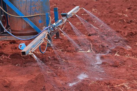 Tractor sprayer for agriculture. 9203146 Stock Photo at Vecteezy