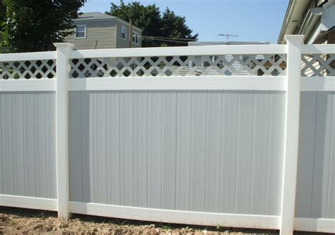 inspirasi warna cat pagar rumah mewah