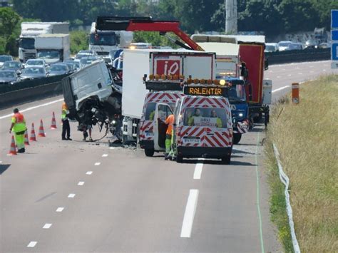 Yvelines Aubergenville Un Bless Grave Dans L Accident De Poids