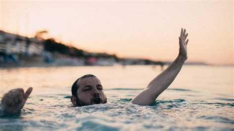 Drownings Victoria Quarter Of Australians Cannot Swim Herald Sun