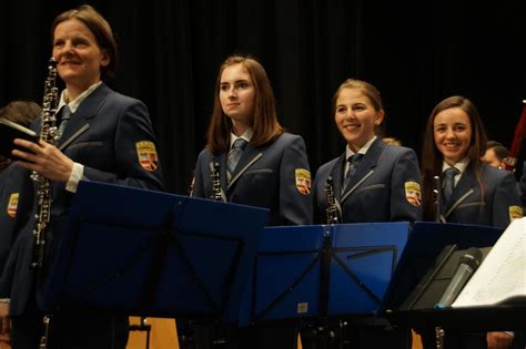 Musikverein erhält Zuschuss für 101 neue Uniformen