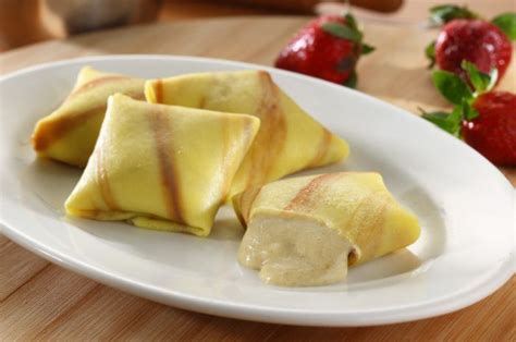 Resep Banana Pancake Camilan Super Lembut Dengan Isian Yang Lumer