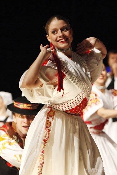 Slovak Dancer Traditional Outfits Folk Dresses Traditional Fashion