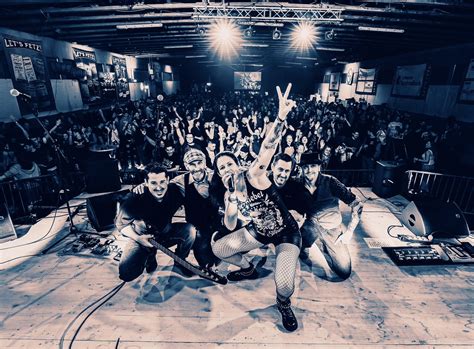 how to tell if a fuse is blown car 2