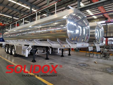 China Top Quality Aluminum Alloy Fuel Tanker Plant With 3 BPW Axles