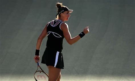 WTA Abu Dhabi Haddad Maia è solida al servizio Rybakina va ko