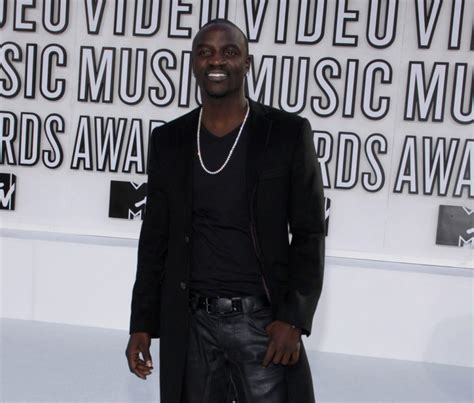 The 10 Best Akon Songs of All-Time