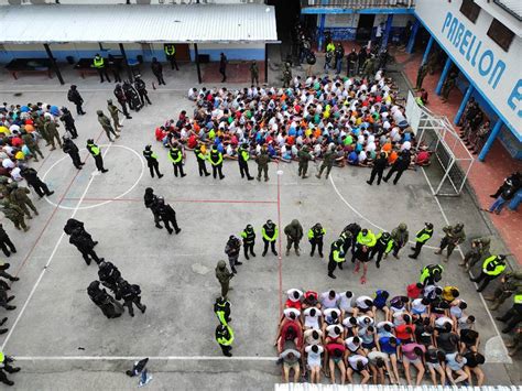 Con sobrevuelos de helicóptero y drones se realiza requisa en cárcel de