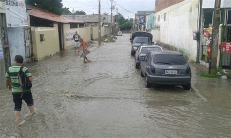 Meteorologia Alerta Para Chuva Moderada A Forte No Grande Recife E Zona