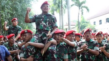 Foto Jenderal Kopassus Soal Komunis Tunjukkan Saya Kasih Waktu Seminggu