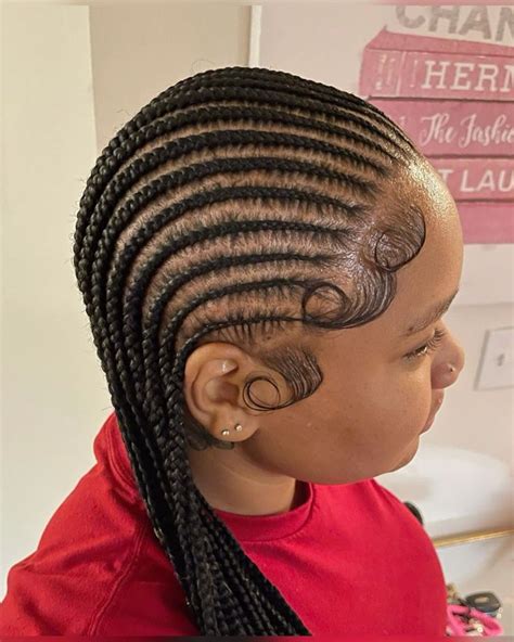 Pin By Akky On Pins By You Cute Box Braids Hairstyles Protective