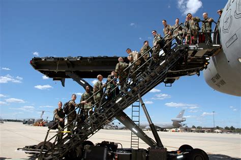 Us Air Force Airmen Use The Aircraft Stairs Portion Of The Halvorson