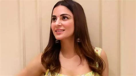 Shraddha Arya Apologizes For Her Choice Of Words On The Recent