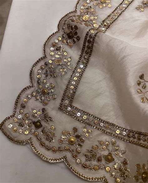 Pin By Purvi Mahadevia On Embroidery In Embroidery Fashion