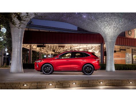 2023 Ford Escape Plug-In Hybrid: 20 Exterior Photos | U.S. News