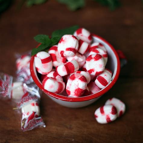 Unwrapped Peppermint Puffs Bulk :: The Candy Factory