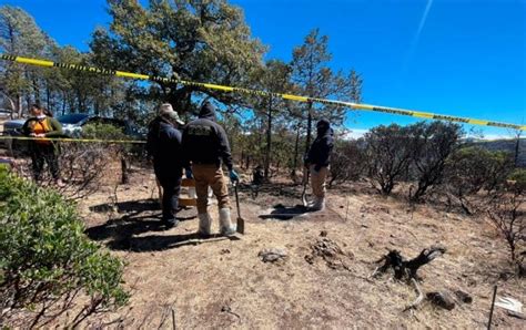 Hallan Huesos Balas Y Pedazos De Ropa Buscaban A Desaparecidos