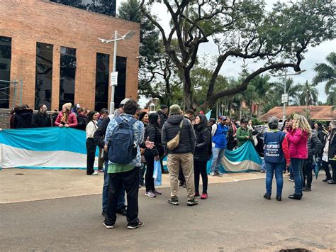 Docentes Autoconvocados Marcharon Al Anexo De La Legislatura