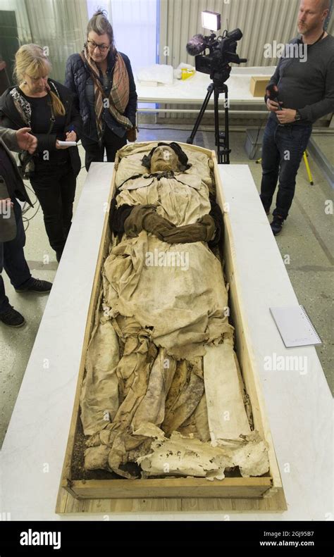 Lund 2015 04 10 The Mummified Body Of Bishop Peder Winstrup Has Been