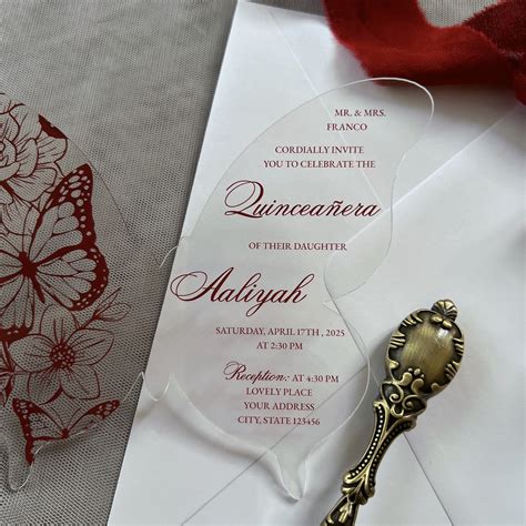 Invitación de Quinceañera de mariposa Borgoña acrílica Etsy México