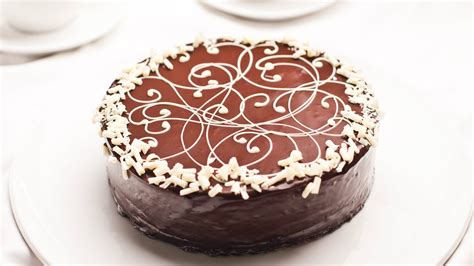 Belgian chocolate-curd cheese cake - Café Boulevard