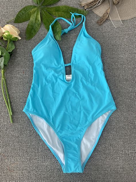 Plunging Neckline Pure Color Halter One Piece Swimsuit Sexy Swimwear